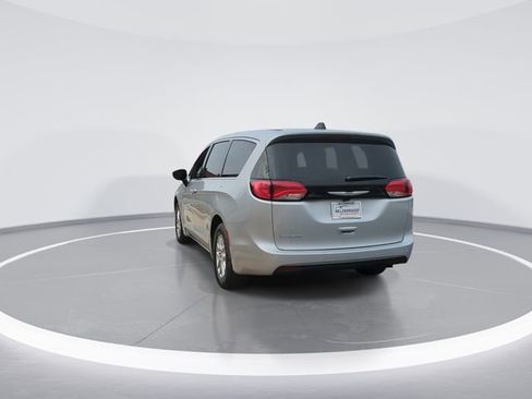 New 2026 Chrysler Voyager LX image 6