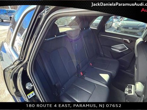 Used 2025 Audi Q3 2.0T Premium w/ Convenience Package image 19