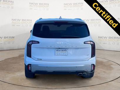 Used 2024 Kia Telluride EX w/ EX Captain's Chair Package