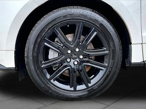 Used 2022 Ford Edge ST-Line AWD/4WD image 10