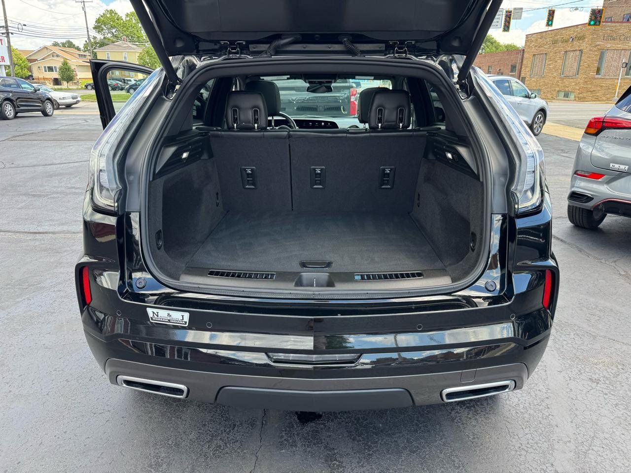 Used 2025 Cadillac XT4 Sport AWD/4WD image 26