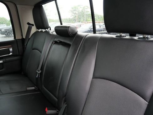 Used 2017 RAM 1500 Laramie AWD/4WD image 22