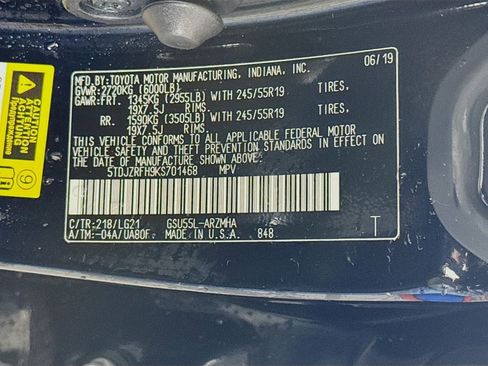 Used 2019 Toyota Highlander SE image 34