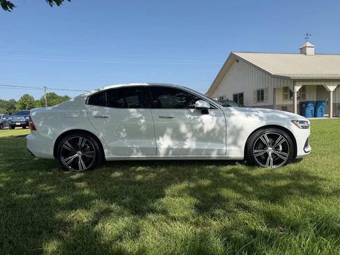 Used 2021 Volvo S60 T5 Inscription AWD/4WD image 2