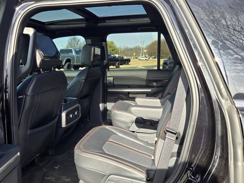 Used 2024 Ford Expedition Timberline image 32