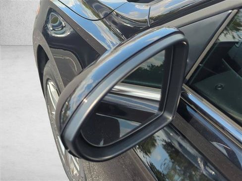 Used 2023 Volkswagen Jetta SE w/ Panoramic Sunroof Package FWD image 15