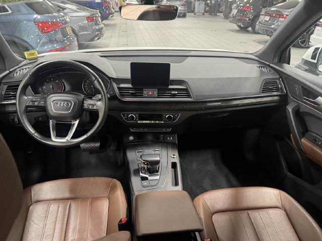 Used 2019 Audi Q5 Premium w/ Convenience Package AWD/4WD image 13