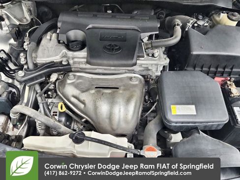 Used 2016 Toyota Camry SE image 34