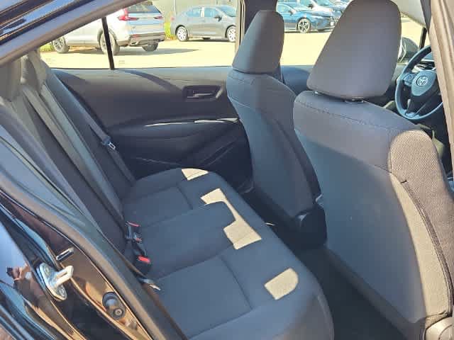 Used 2025 Toyota Corolla LE FWD image 17