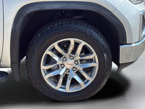 Used 2019 GMC Sierra 1500 SLT w/ SLT Premium Plus Package AWD/4WD image 24