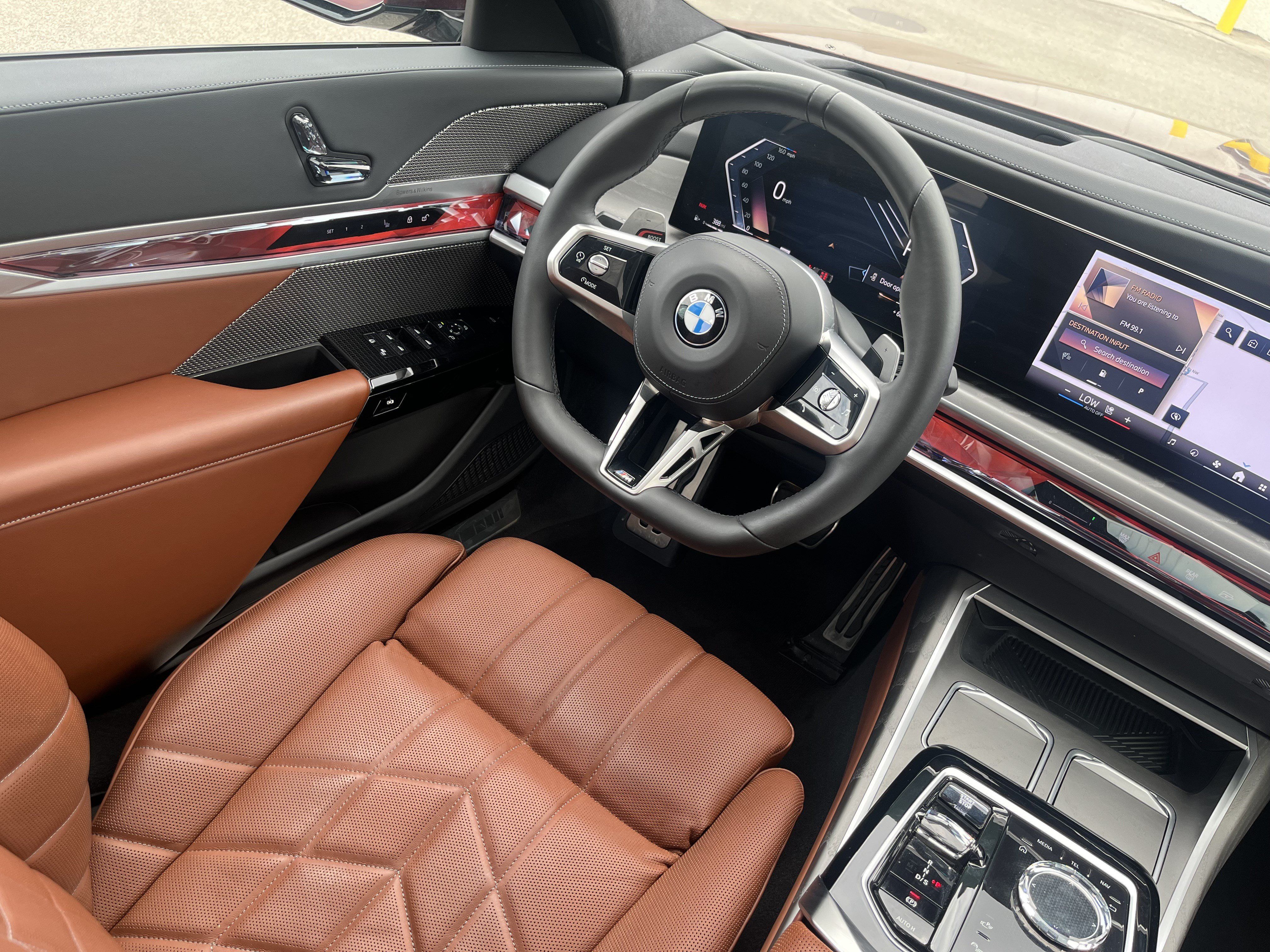 Certified 2023 BMW 760i xDrive AWD/4WD image 9