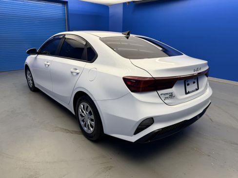 Used 2022 Kia Forte Sedan FWD image 5