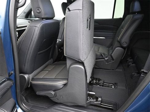 New 2026 Chevrolet Traverse High Country w/ LPO, Floor Liner Package image 33