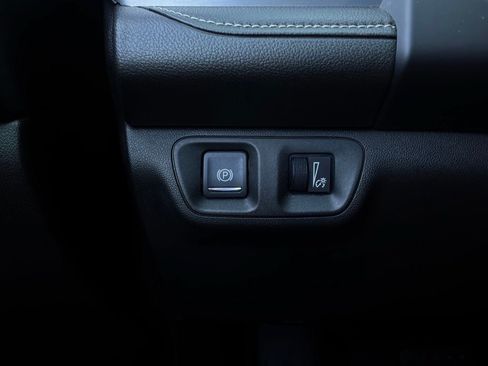 Used 2018 GMC Acadia SLE FWD image 23