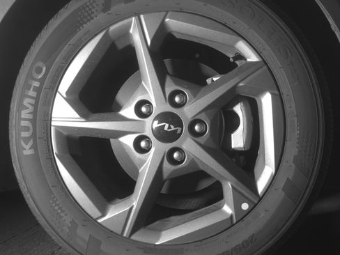 Used 2025 Kia K4 LXS image 13