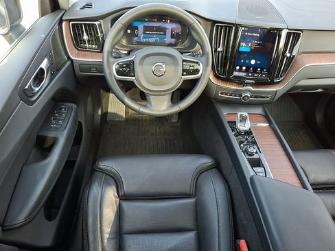 Used 2023 Volvo XC60 B5 Ultimate w/ Climate Package AWD/4WD image 11