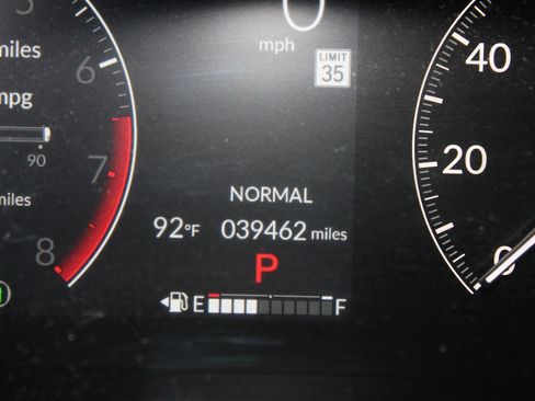 Used 2025 Honda CR-V EX-L image 9