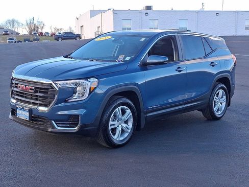 Certified 2024 GMC Terrain SLE w/ LPO, Floor Liner Package image 3