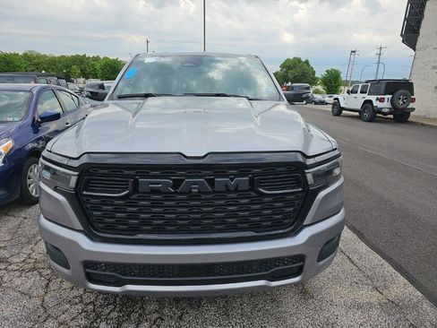 Used 2025 RAM 1500 Big Horn AWD/4WD image 2