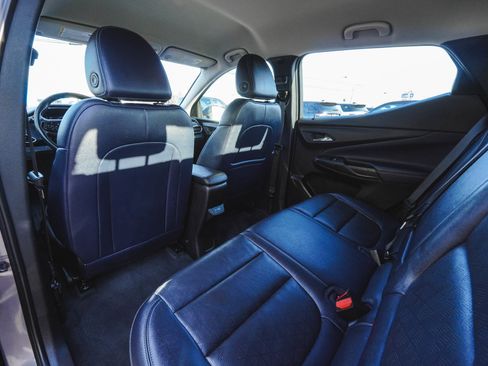 Used 2022 Chevrolet Bolt EUV LT w/ Convenience Package image 33