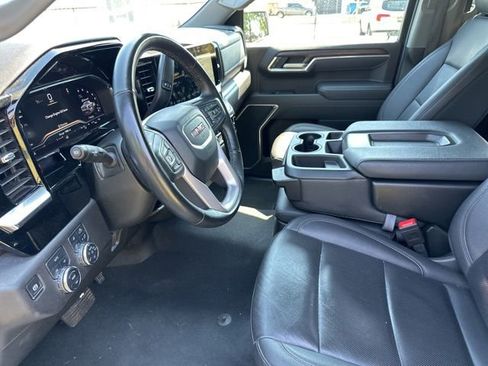 Used 2025 GMC Sierra 1500 SLT AWD/4WD image 7