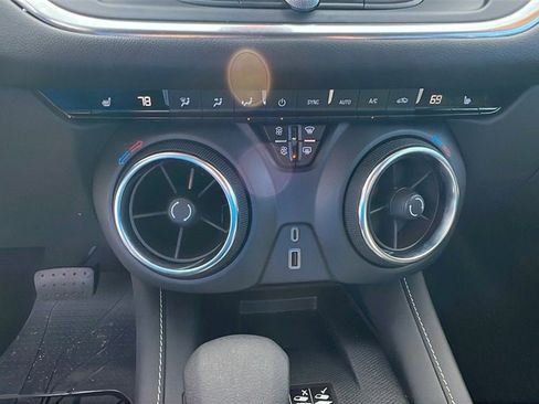 Certified 2023 Chevrolet Blazer LT w/ Convenience Package image 29