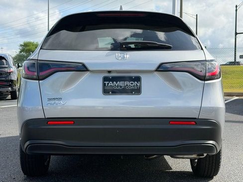 New 2026 Honda HR-V LX image 4