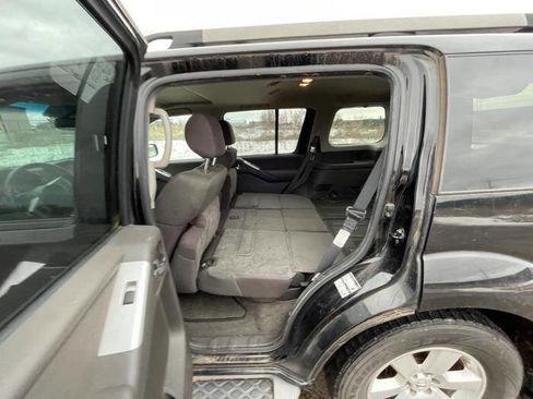 Used 2008 Nissan Pathfinder SE w/ Premium Pkg image 21