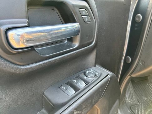 Used 2021 Chevrolet Silverado 1500 Custom Trail Boss w/ LPO, Dark Essentials Package AWD/4WD image 24