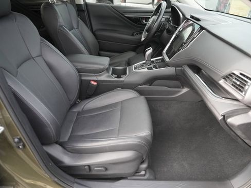 Used 2021 Subaru Outback Limited image 19