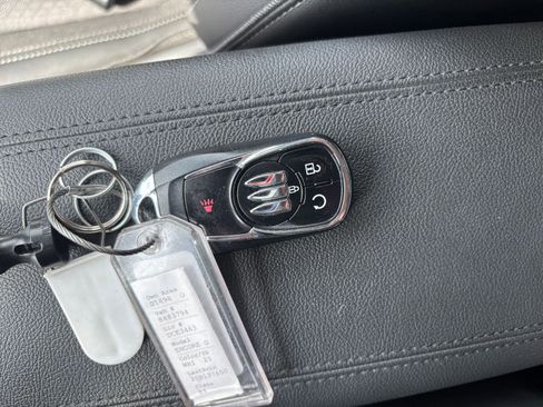 Used 2025 Buick Encore GX Preferred image 21