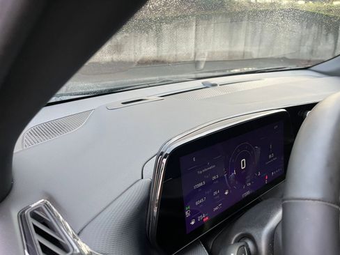 Used 2025 Chevrolet Equinox LT image 34