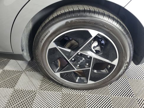 Used 2023 Kia Soul EX image 31