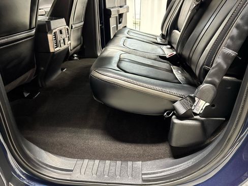 Used 2019 Ford F150 Platinum AWD/4WD image 14