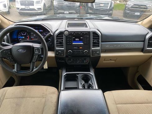 Used 2017 Ford F350 XLT w/ XLT Value Package AWD/4WD image 19