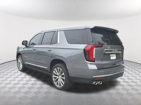 Used 2022 GMC Yukon Denali w/ Denali Premium Package RWD image 3