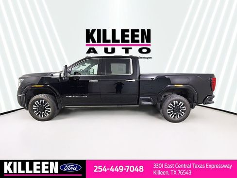 Used 2024 GMC Sierra 2500 Denali Ultimate image 4