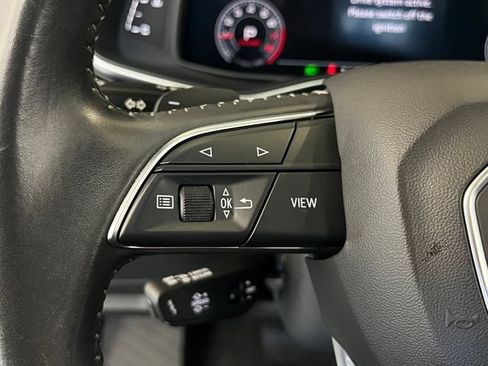 Used 2019 Audi Q8 Prestige AWD/4WD image 46