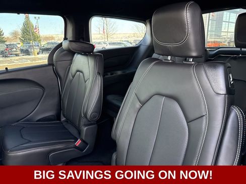 New 2026 Chrysler Pacifica Select w/ S Appearance Package image 23