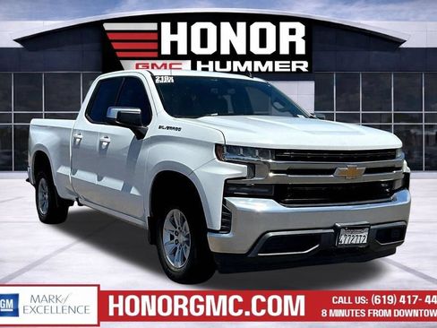 Used 2019 Chevrolet Silverado 1500 LT RWD image 2