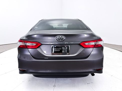 Used 2018 Toyota Camry LE w/ Convenience Package image 13