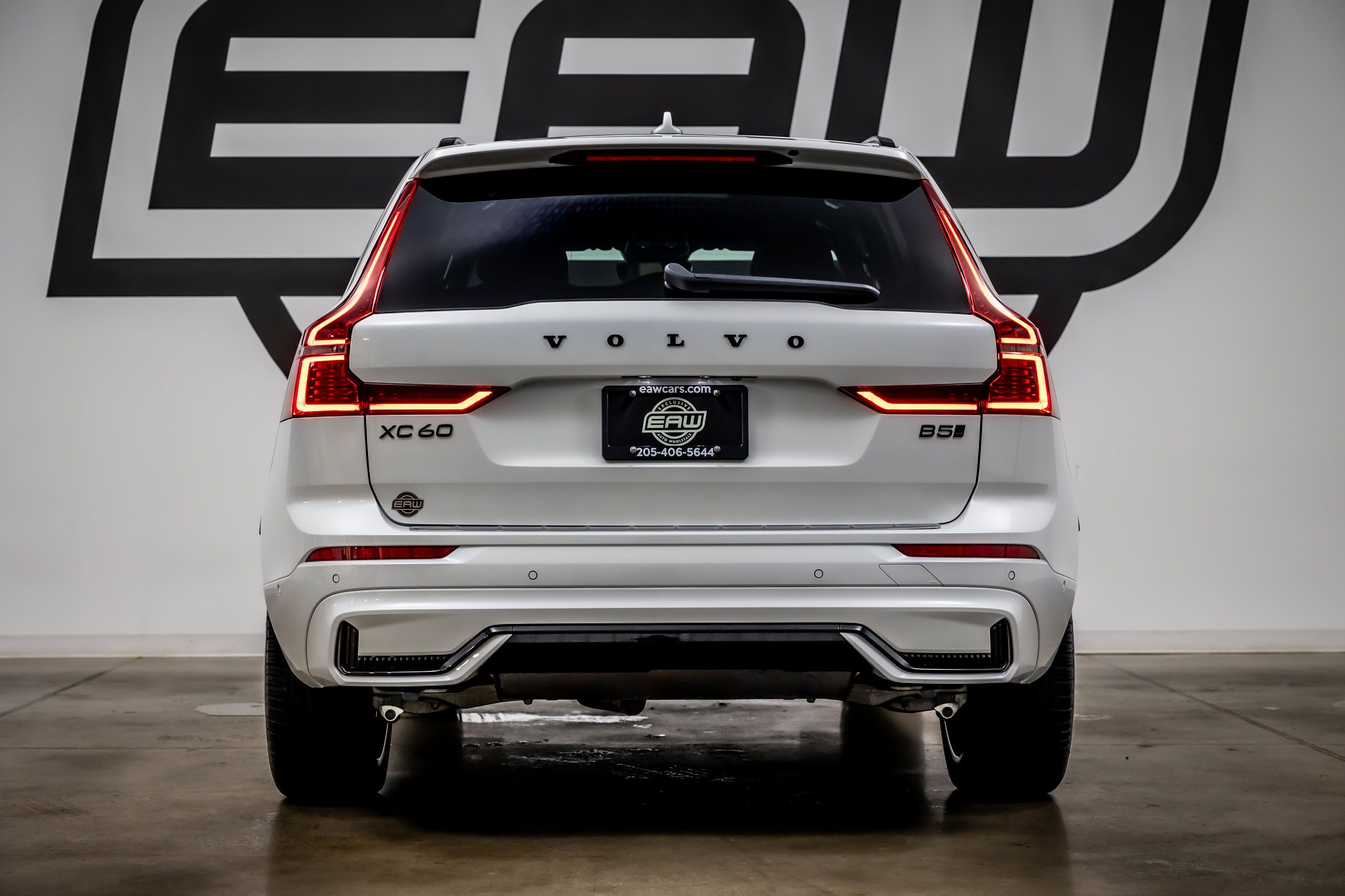 Used 2026 Volvo XC60 B5 Ultra w/ Protection Package Premier AWD/4WD image 11