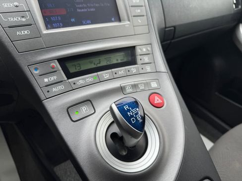 Used 2014 Toyota Prius Two image 6