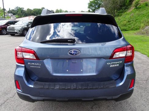 Used 2015 Subaru Outback 2.5i Premium AWD/4WD image 7