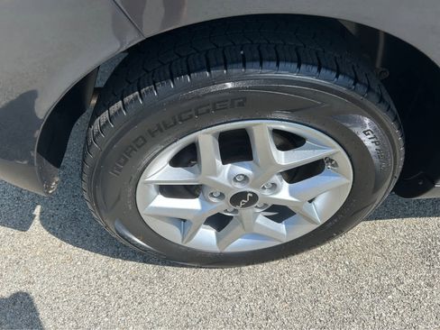 Used 2023 Kia Soul LX w/ LX Technology Package image 32