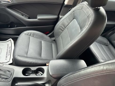Used 2015 Kia Forte EX w/ Premium Package FWD image 15