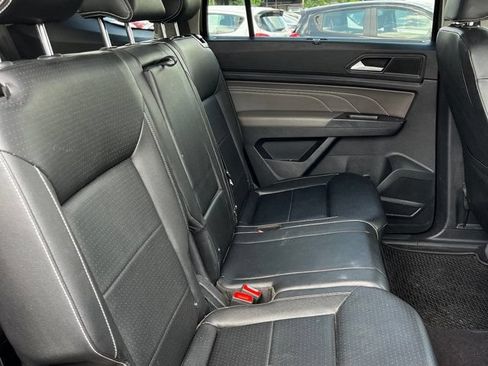 Used 2021 Volkswagen Atlas SE FWD image 16