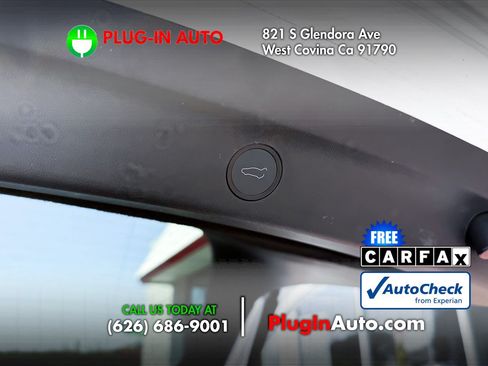 Used 2022 Tesla Model Y Performance AWD/4WD image 16