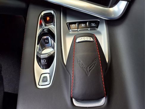 Used 2022 Chevrolet Corvette Stingray Premium Cpe w/ Z51 Performance Package RWD image 24