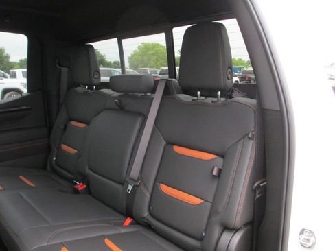 New 2026 GMC Sierra 1500 AT4 w/ AT4 Premium Package AWD/4WD image 14